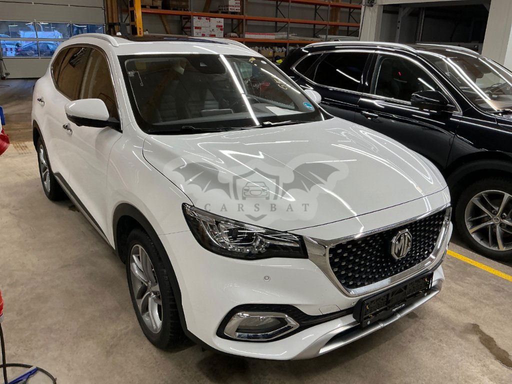 MG EHS Luxury 2022