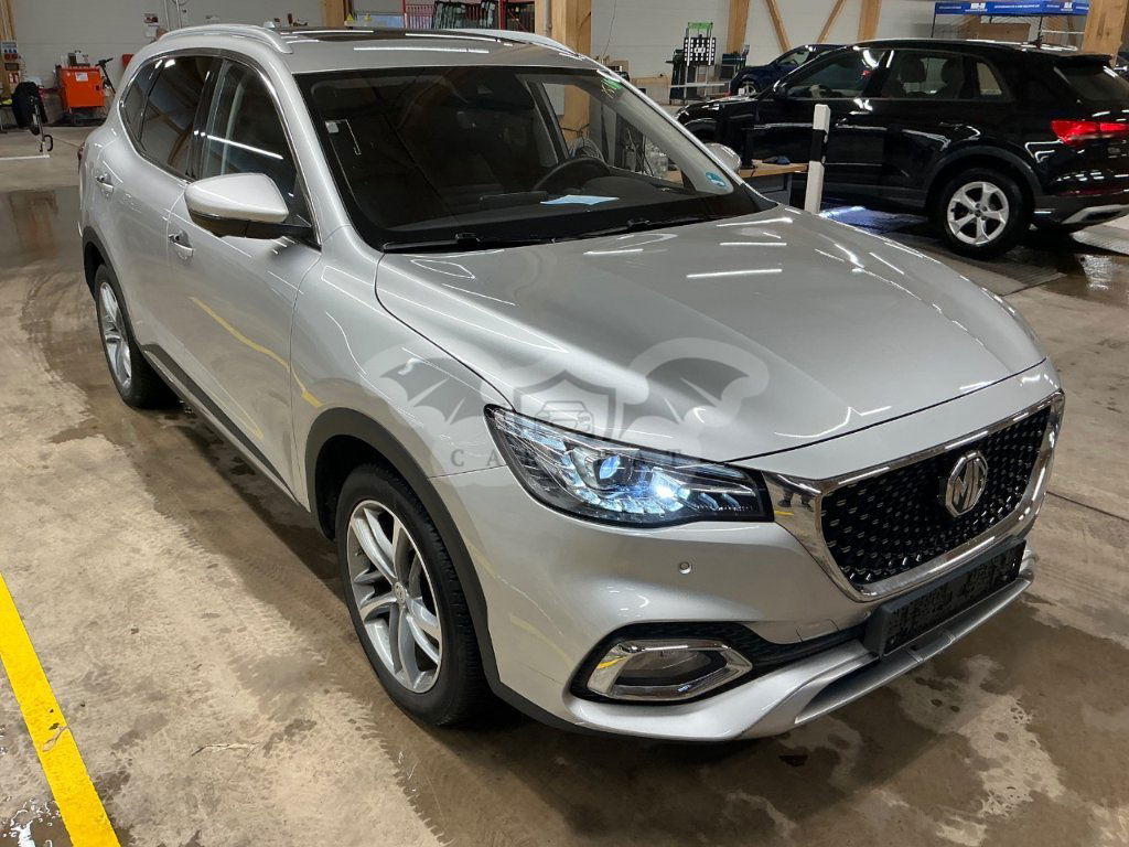 MG EHS Luxury 2022