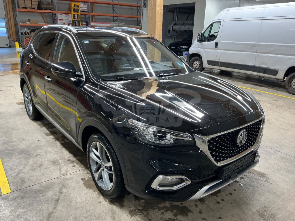 MG EHS Luxury 2022