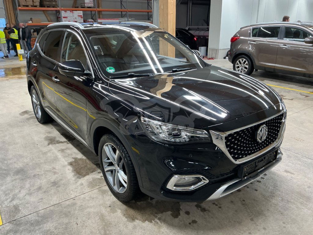 MG EHS Luxury 2022