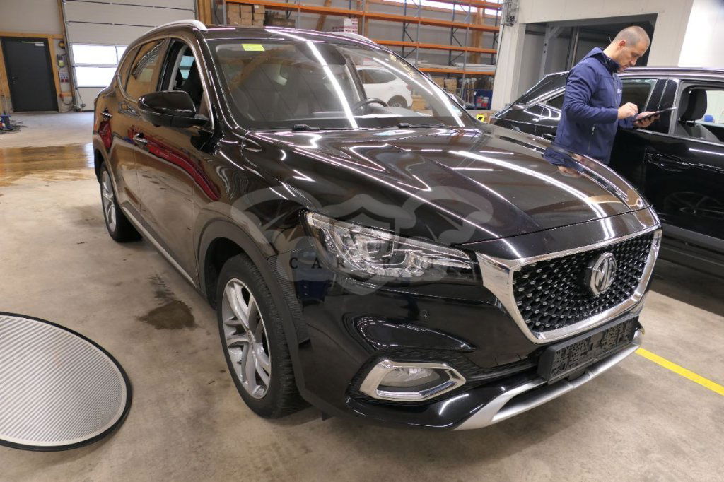 MG EHS Luxury 2022