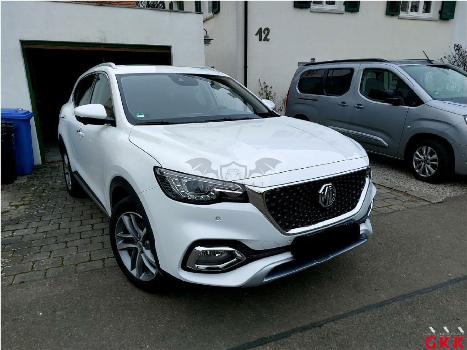 MG EHS Luxury 2021