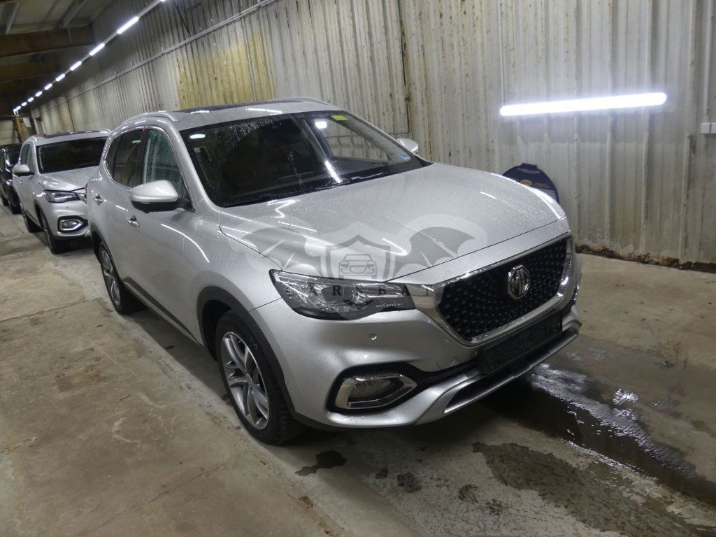 MG EHS Luxury 2022