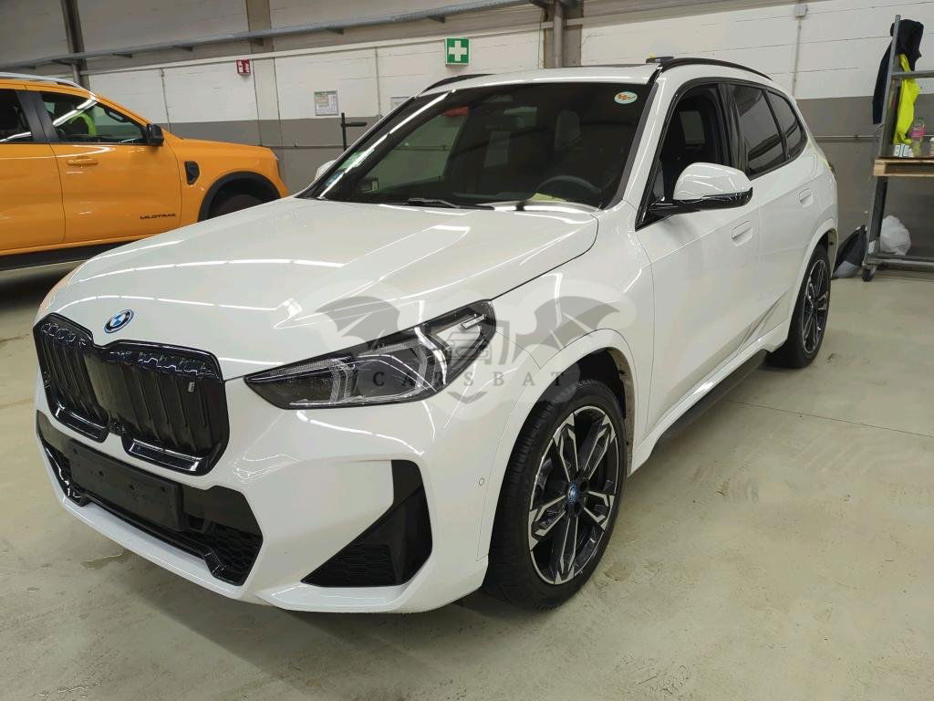 BMW iX1 2022