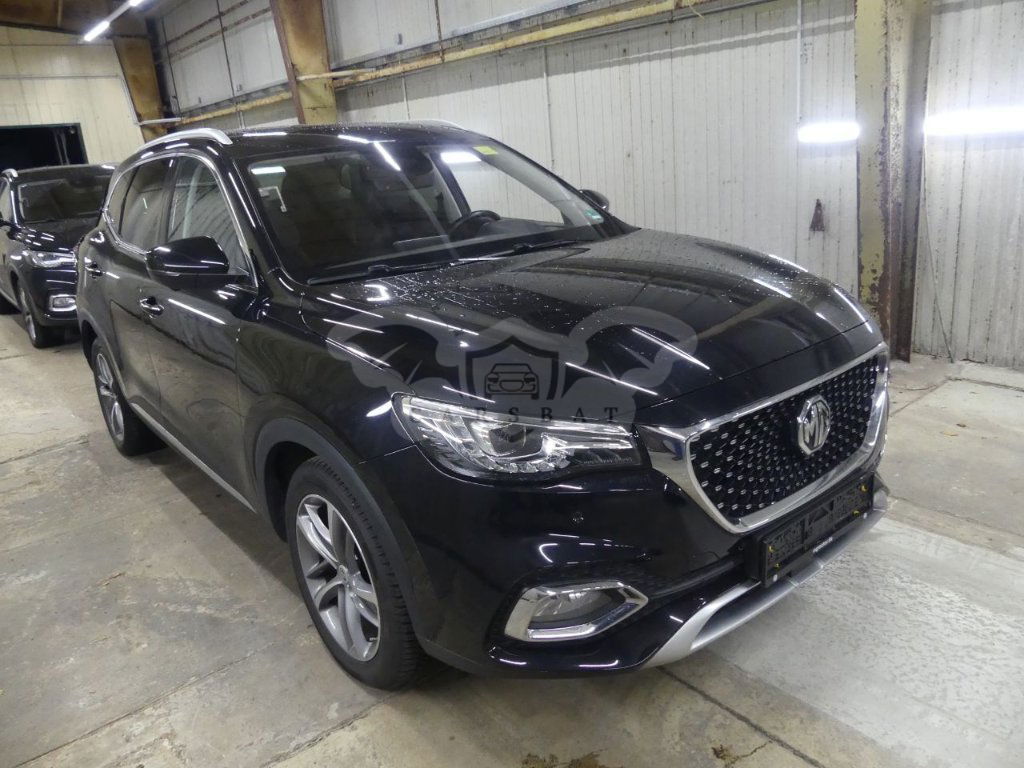 MG EHS Luxury 2022