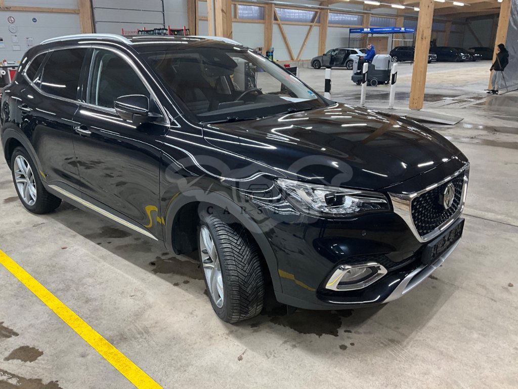 MG EHS Luxury 2022