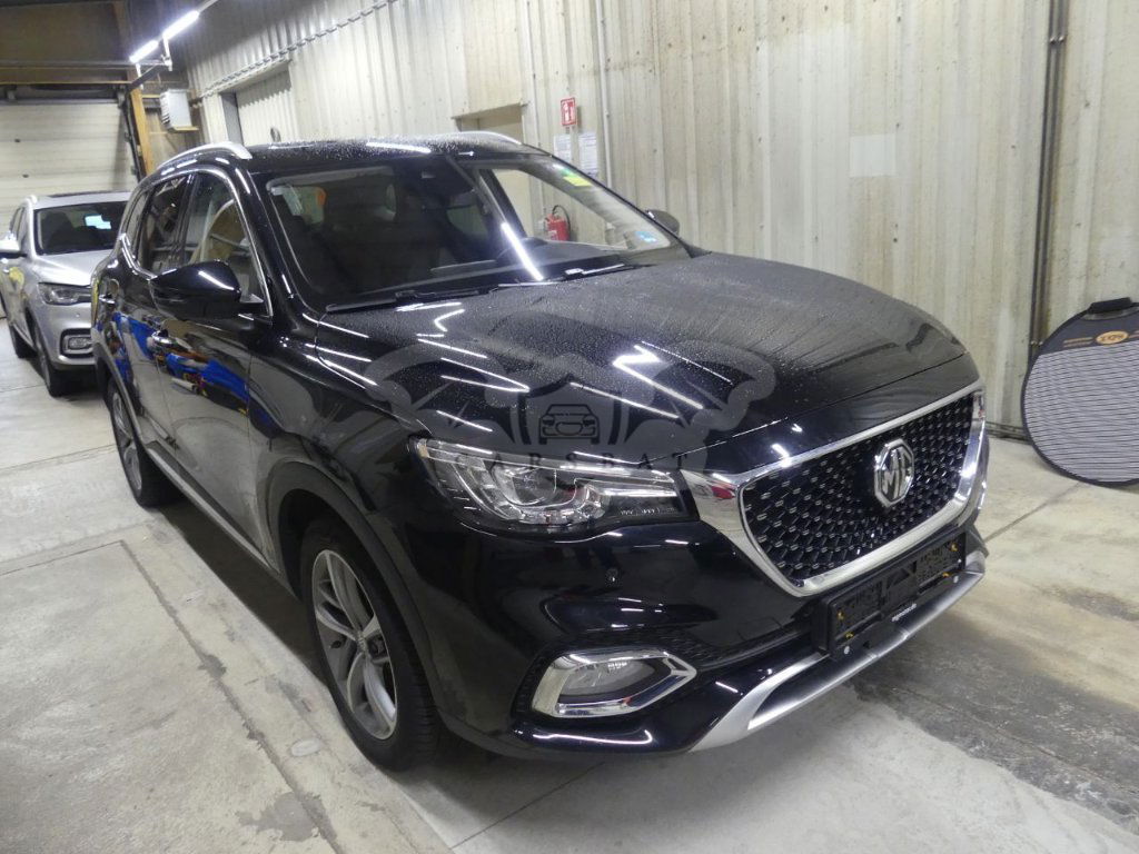 MG EHS Luxury 2022