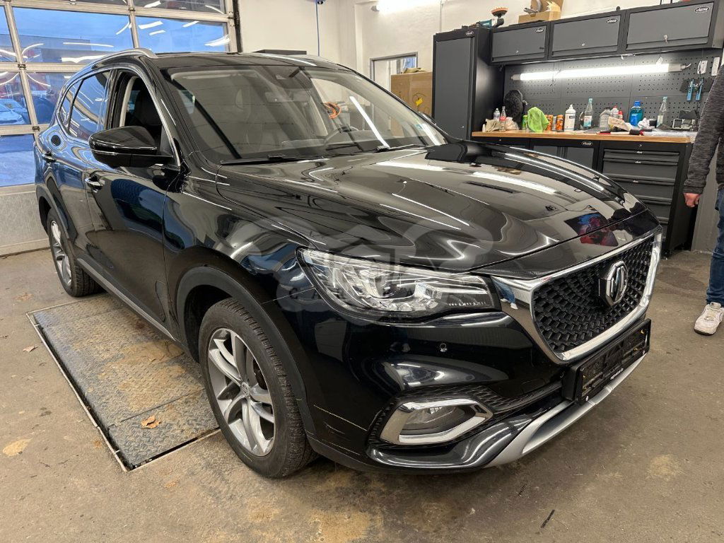 MG EHS Luxury 2022