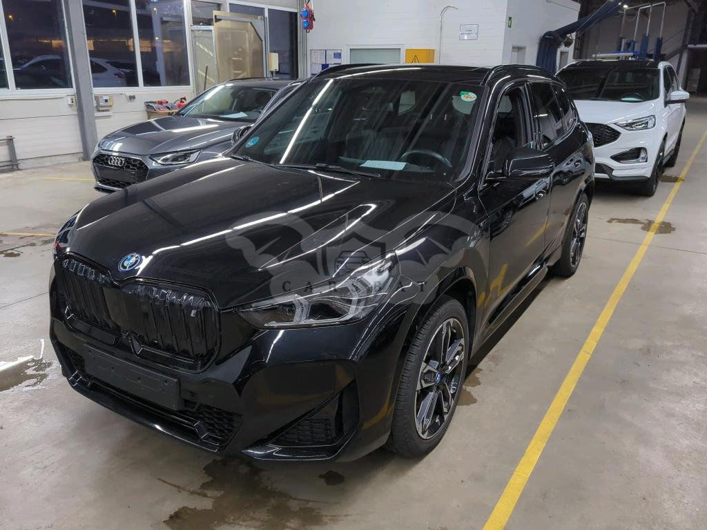 BMW iX1 2022