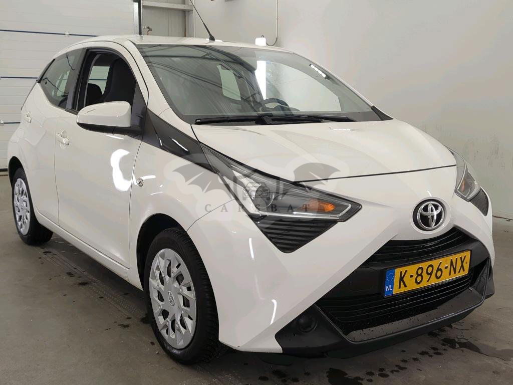 Toyota Aygo 1.0 VVT-i X-Play 2021