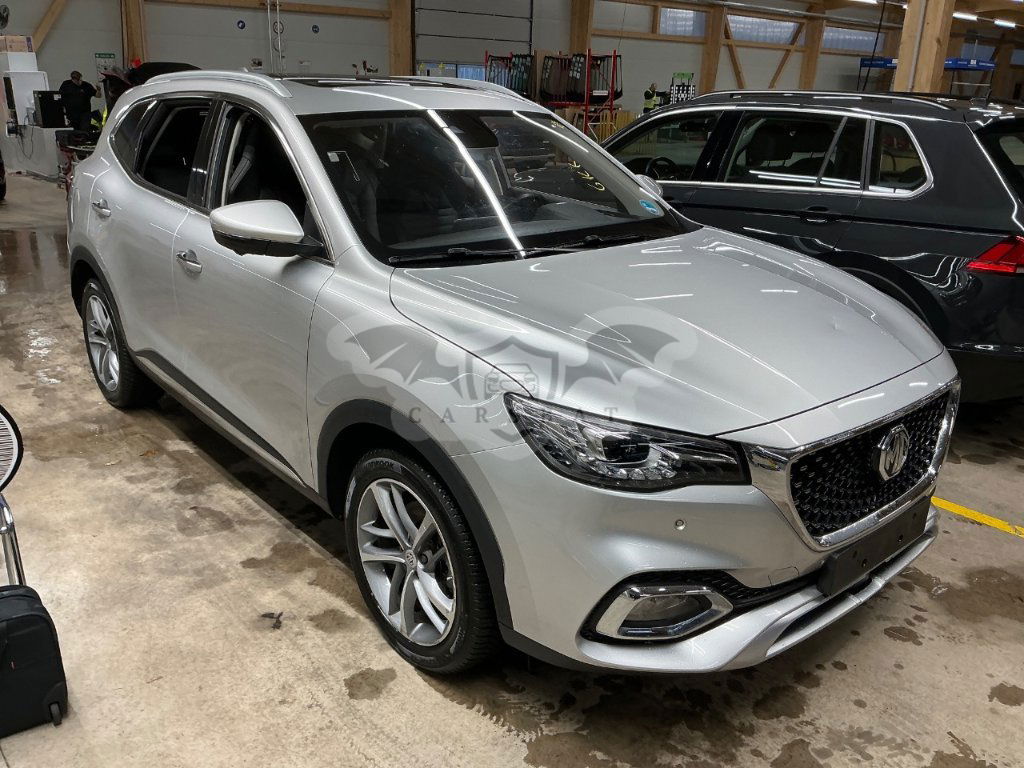 MG EHS Luxury 2022