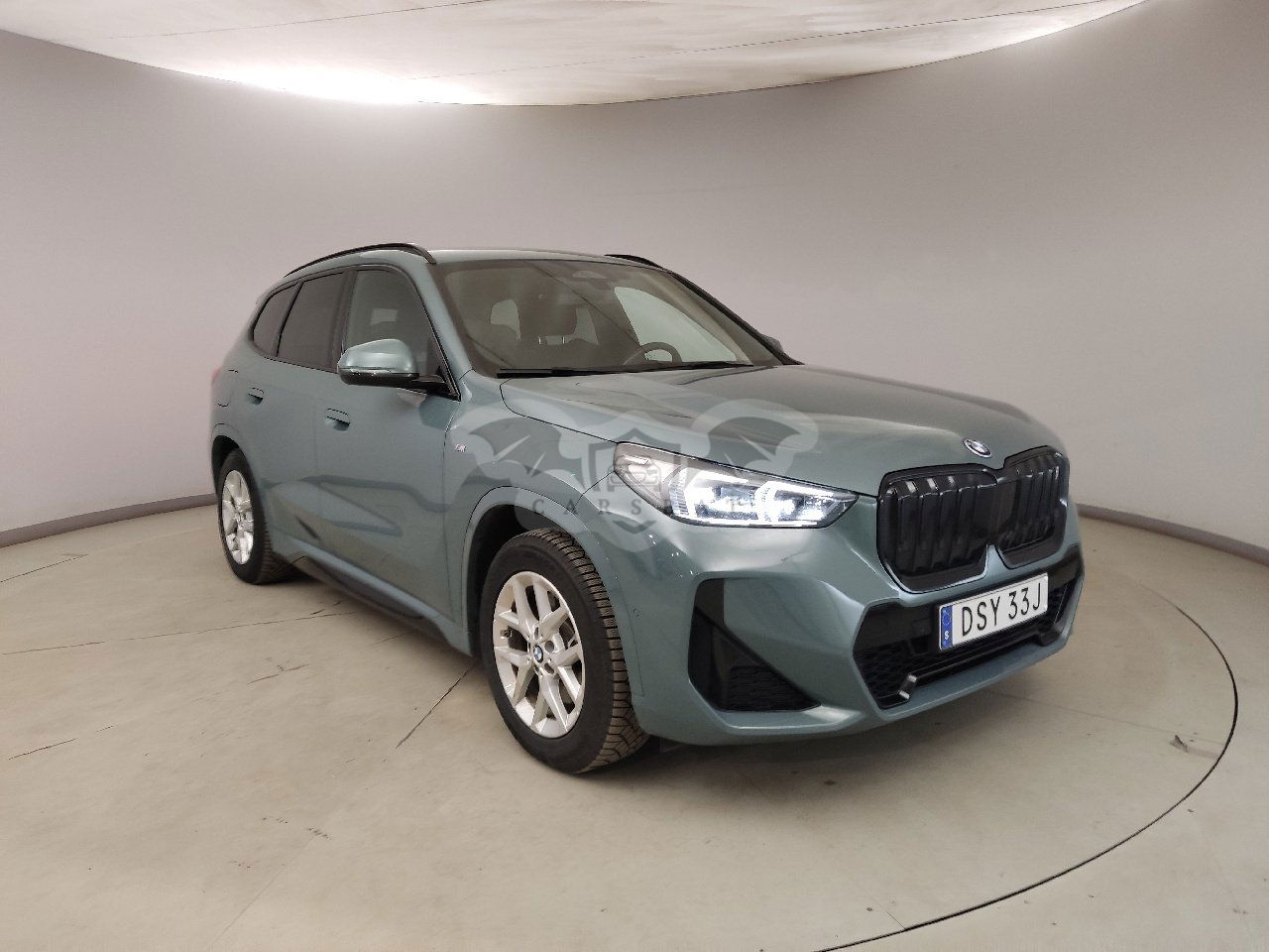 BMW iX1 2023