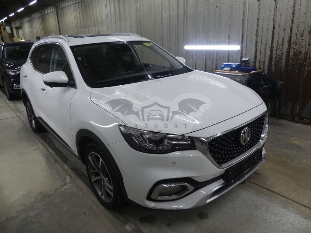 MG EHS Luxury 2022
