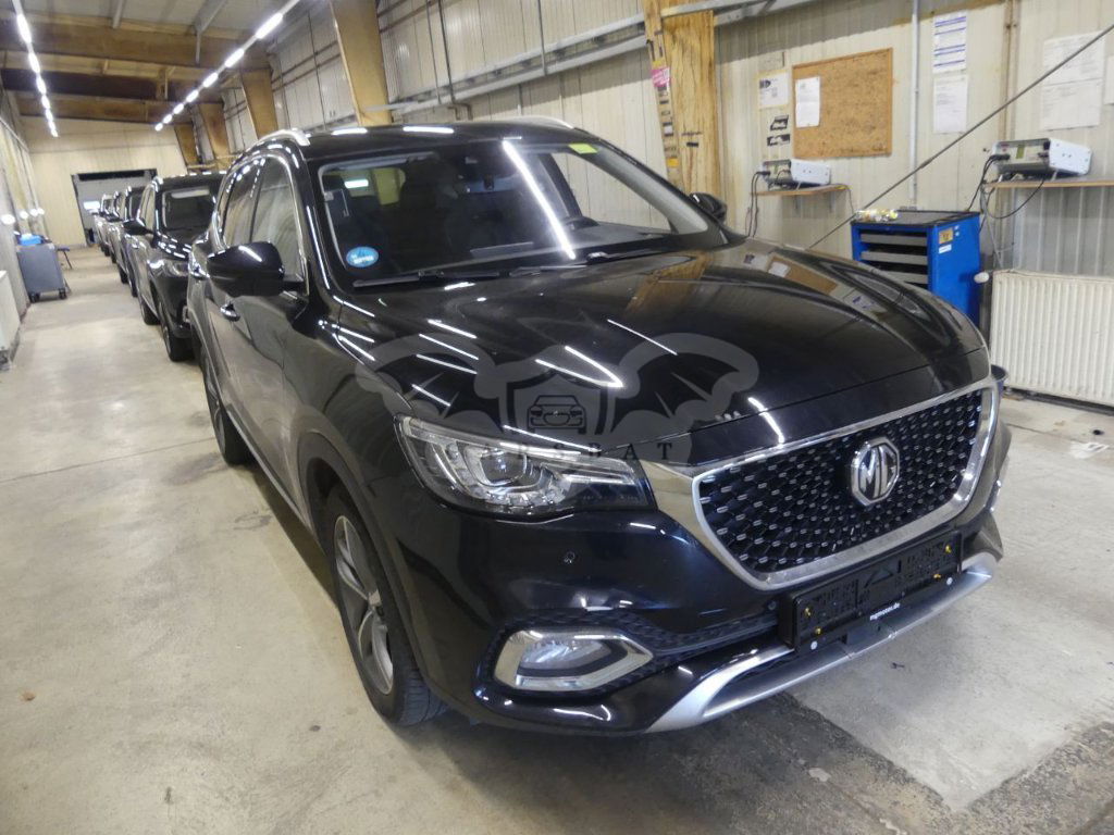 MG EHS Luxury 2022