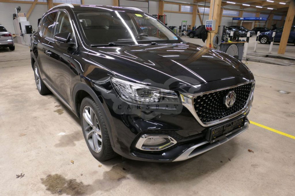 MG EHS Luxury 2022