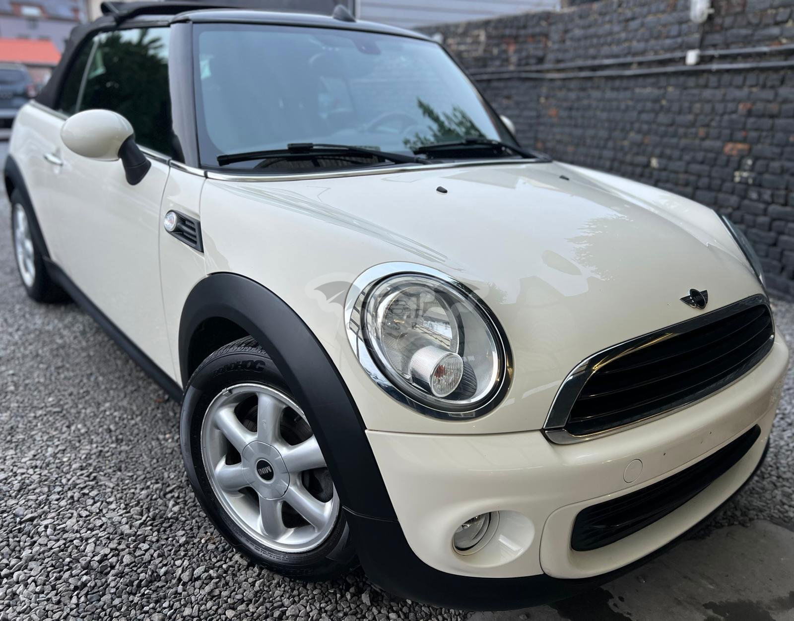 Mini Cabrio Cooper 2014