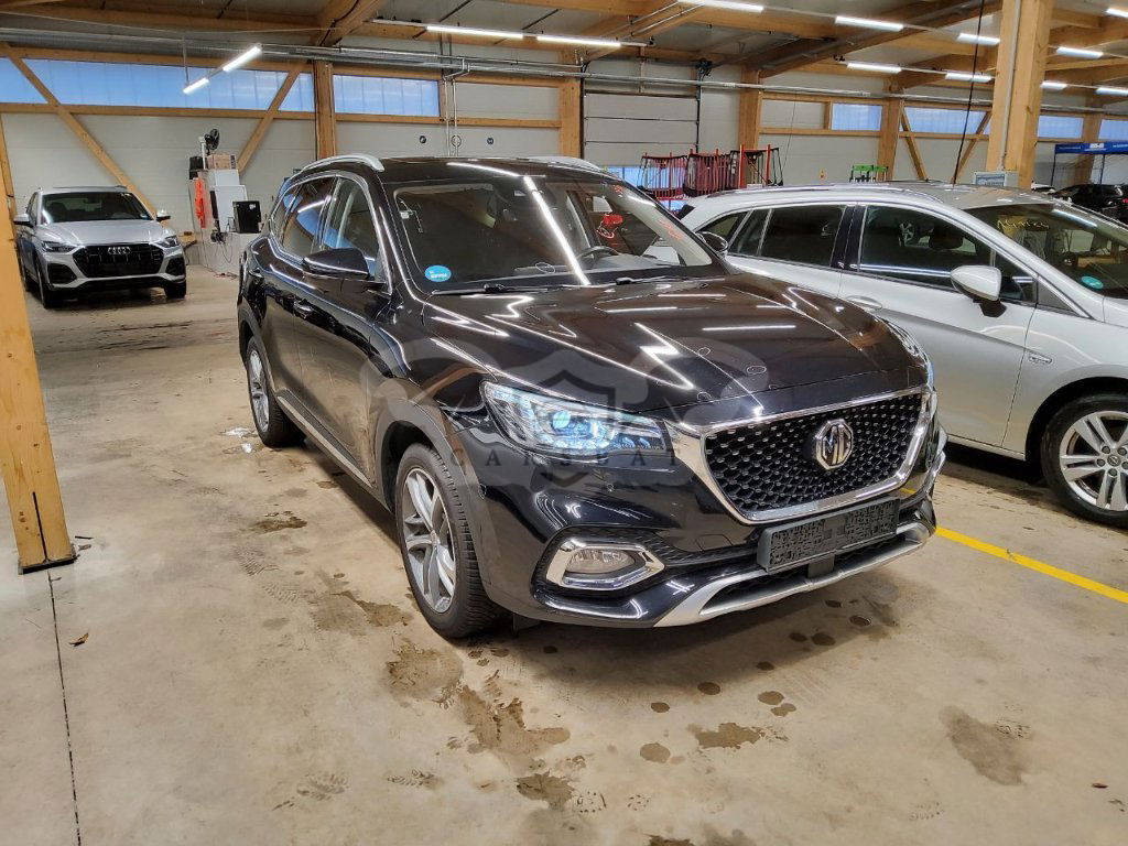 MG EHS Luxury 2022
