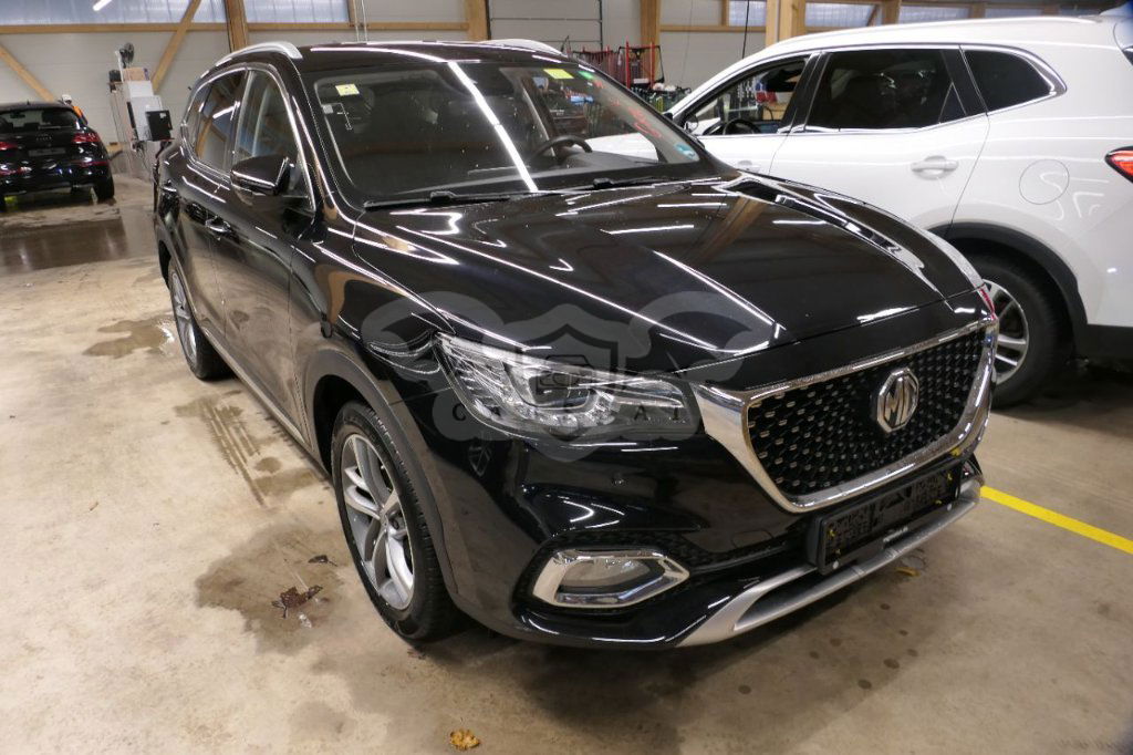 MG EHS Luxury 2022