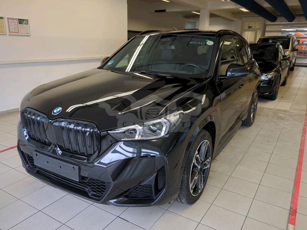 BMW iX1 2022