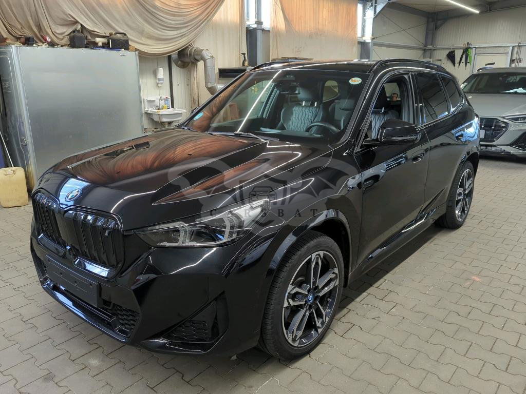 BMW iX1 2022
