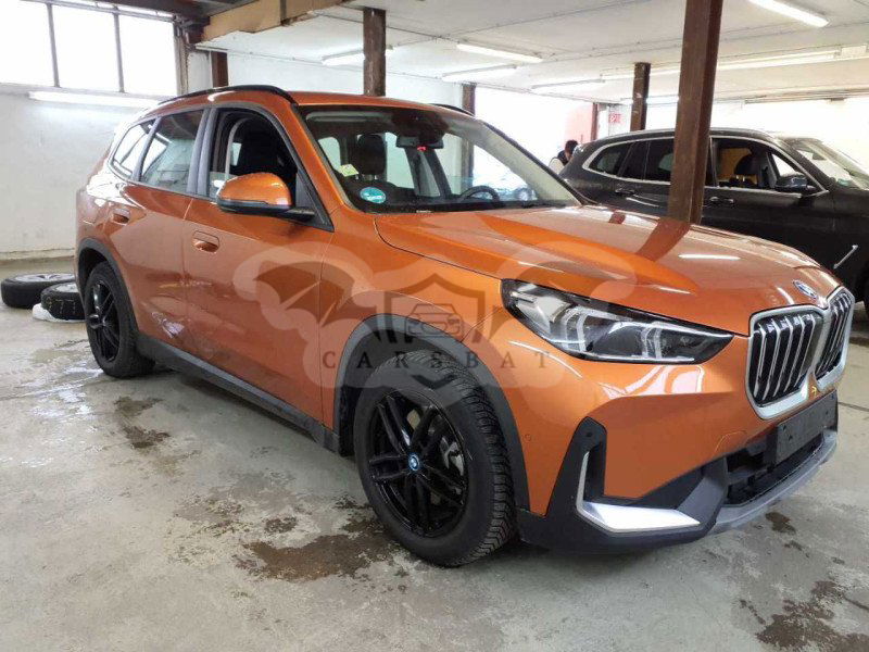 BMW iX1 2023
