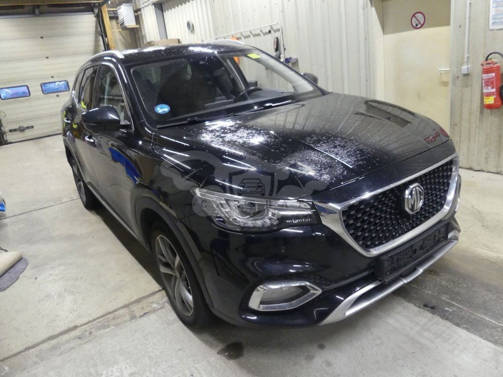 MG EHS Luxury 2022