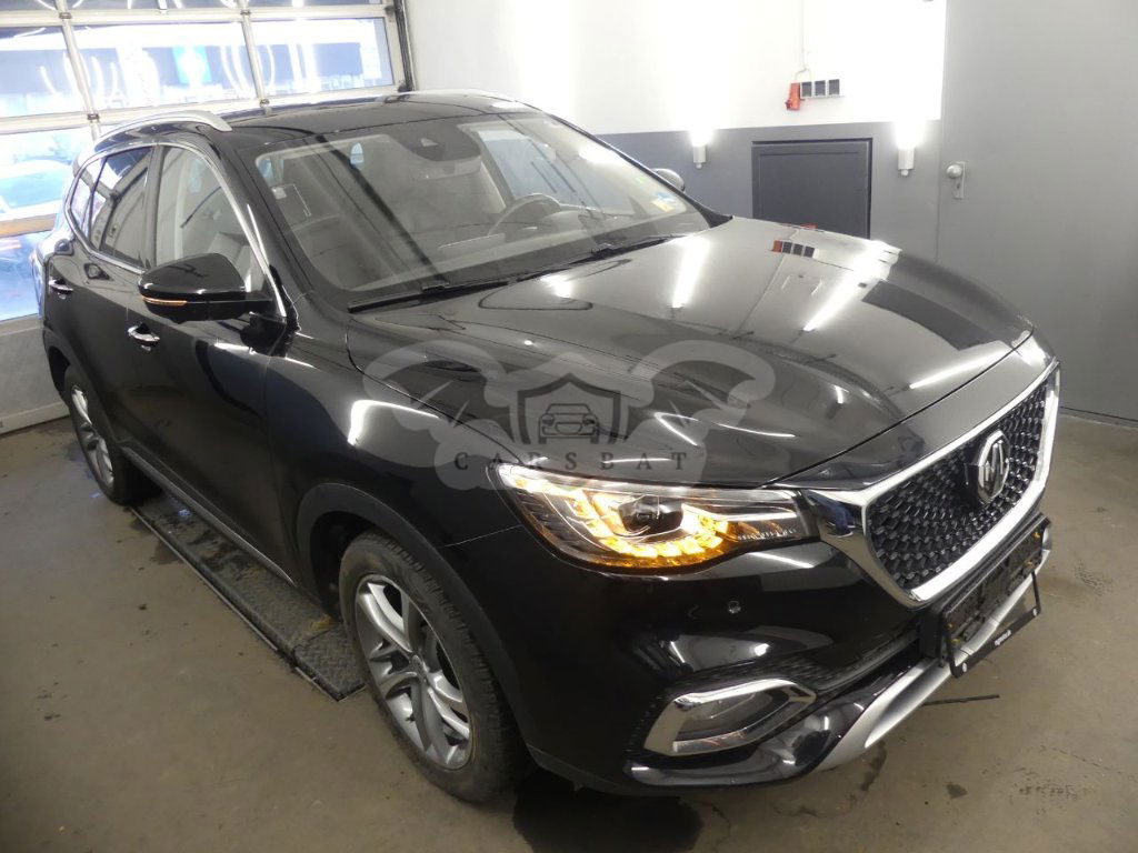 MG EHS Luxury 2022