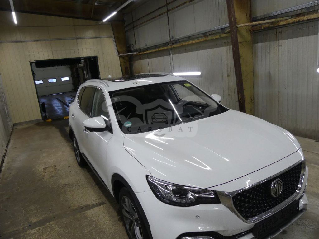 MG EHS Luxury 2022