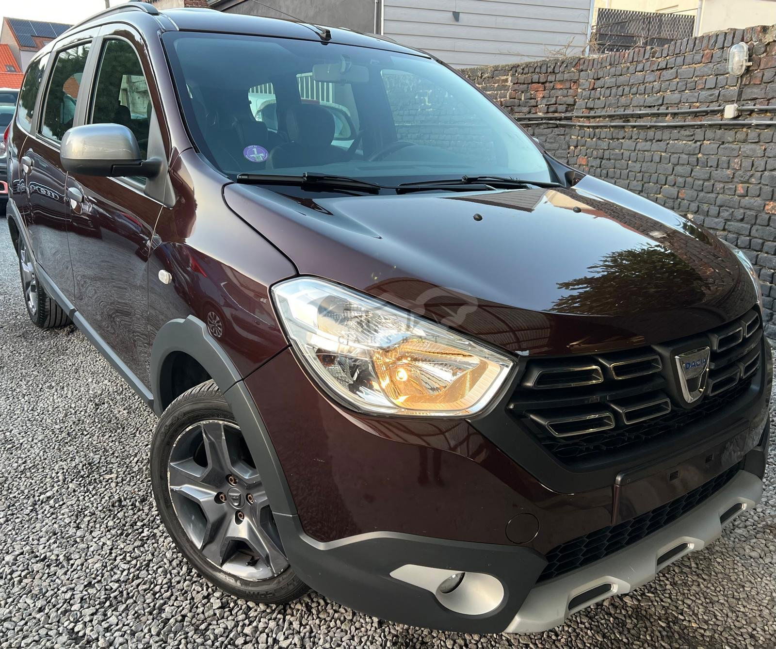 Dacia Lodgy 1.2 Stepway 2018