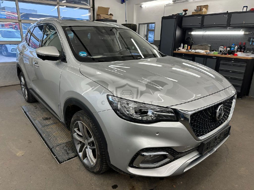MG EHS Luxury 2022