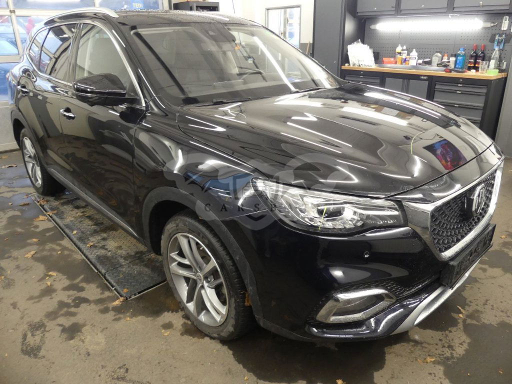 MG EHS Luxury 2022
