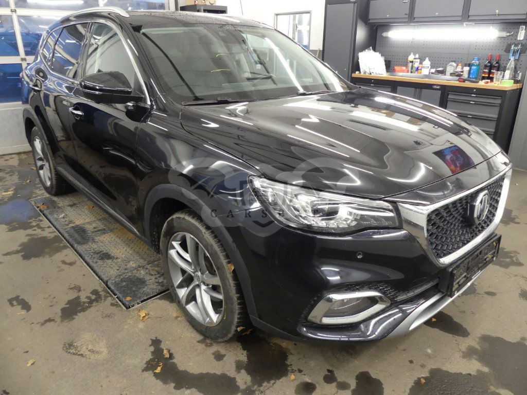 MG EHS Luxury 2022