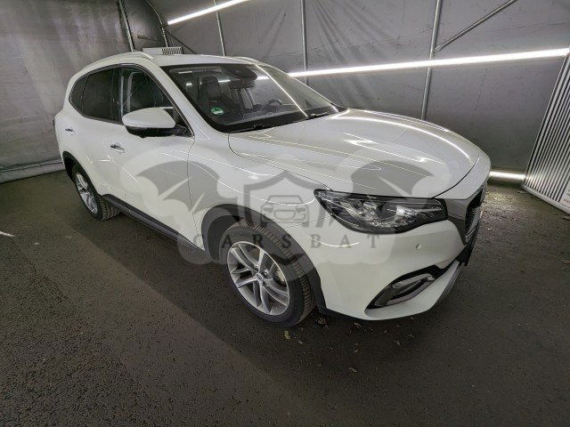 MG EHS Luxury 2022