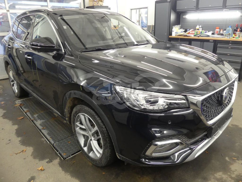 MG EHS Luxury 2022