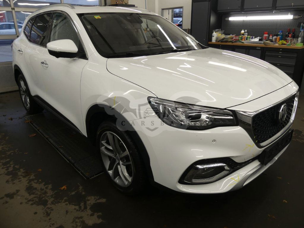 MG EHS Luxury 2022