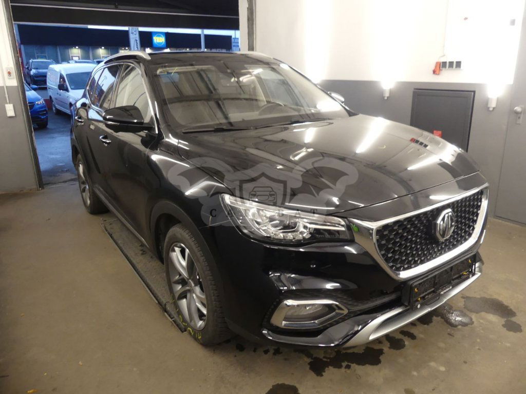 MG EHS Luxury 2022