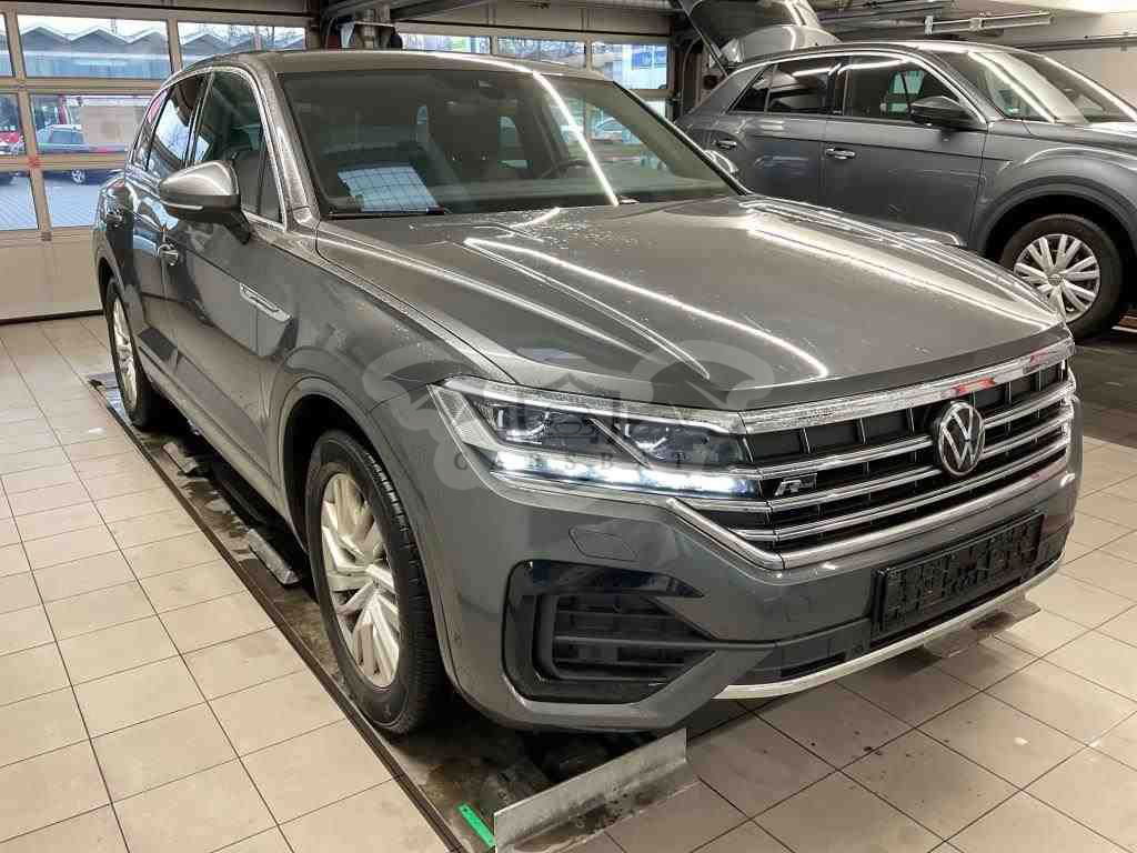 Volkswagen Touareg 3.0 TDI R-line 2021