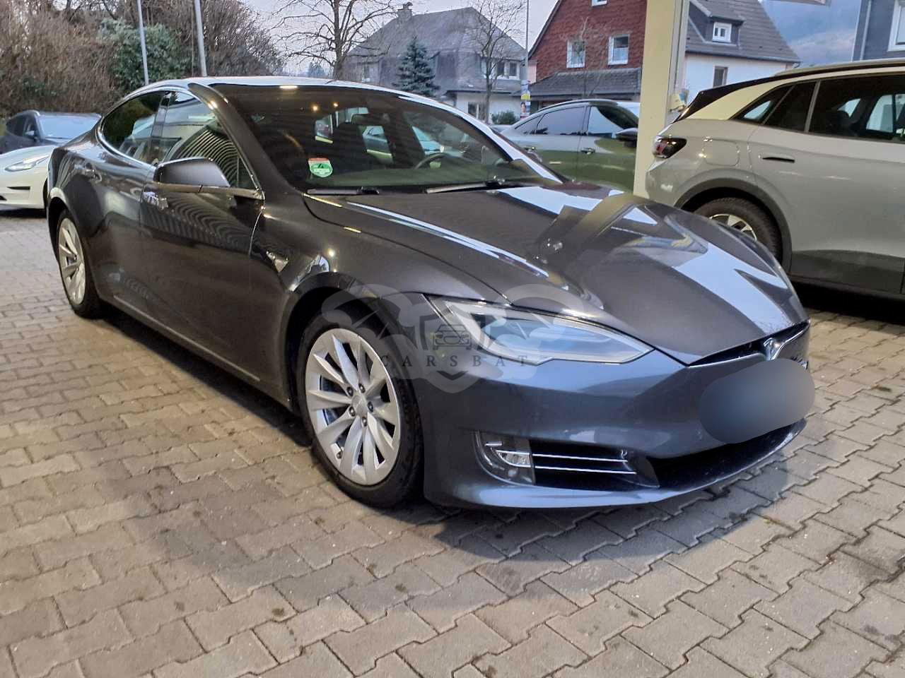 Tesla Model S 2020