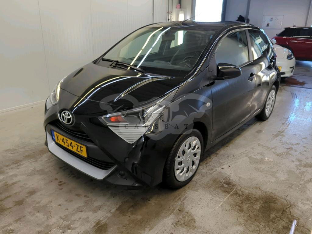 Toyota Aygo 1.0 VVT-i X-Play 2021