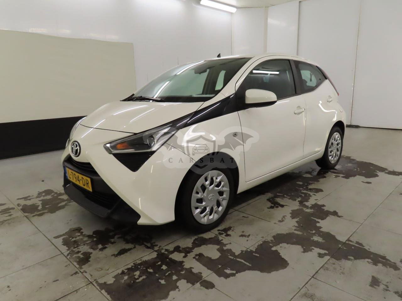 Toyota Aygo 1.0 VVT-i X-Play 2021