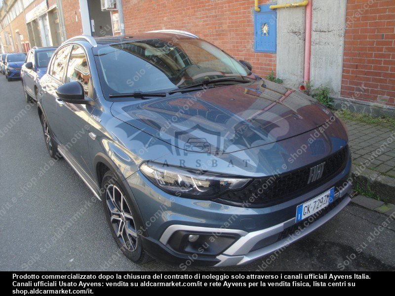Fiat Tipo 1.6 MultiJet Cross 2022