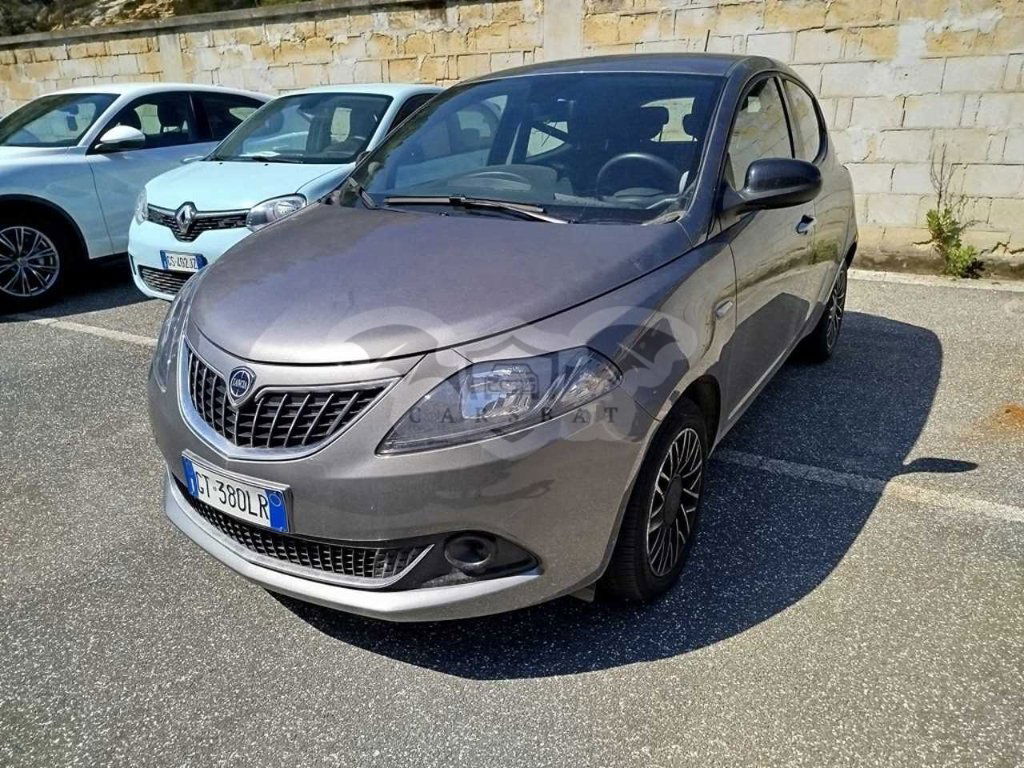 Lancia Ypsilon 1.0 2024
