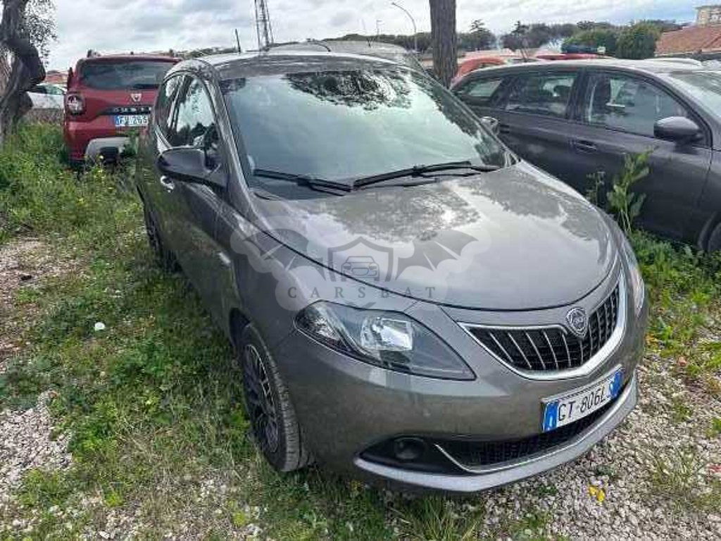 Lancia Ypsilon 1.0 2024