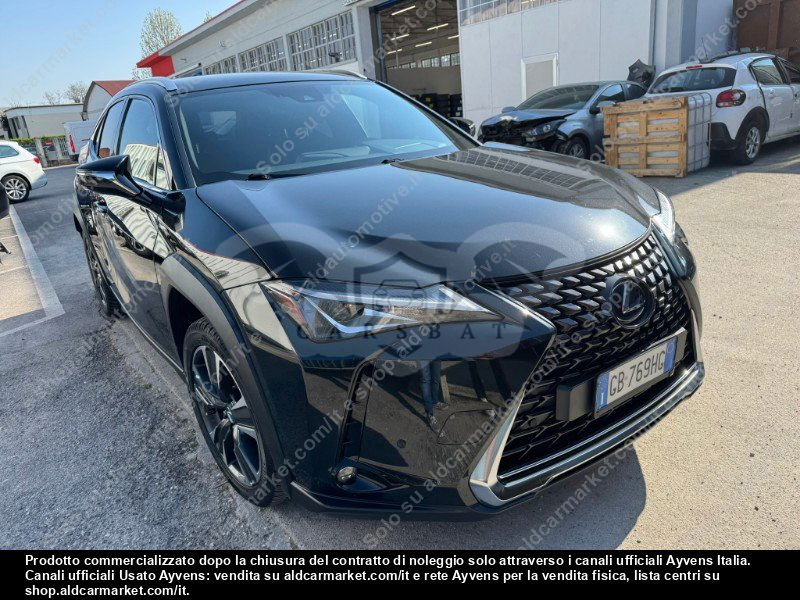 Lexus UX 2020