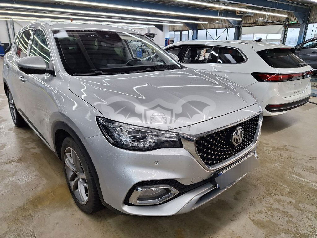 MG EHS Luxury 2022