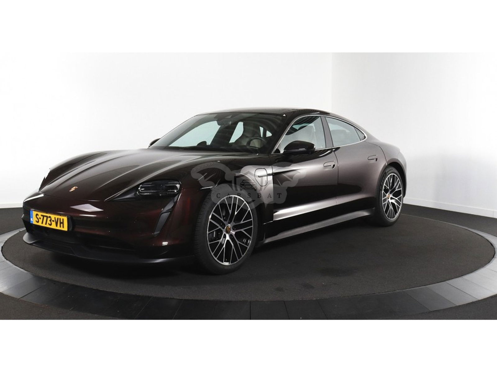 Porsche Taycan 79 kWh 2023