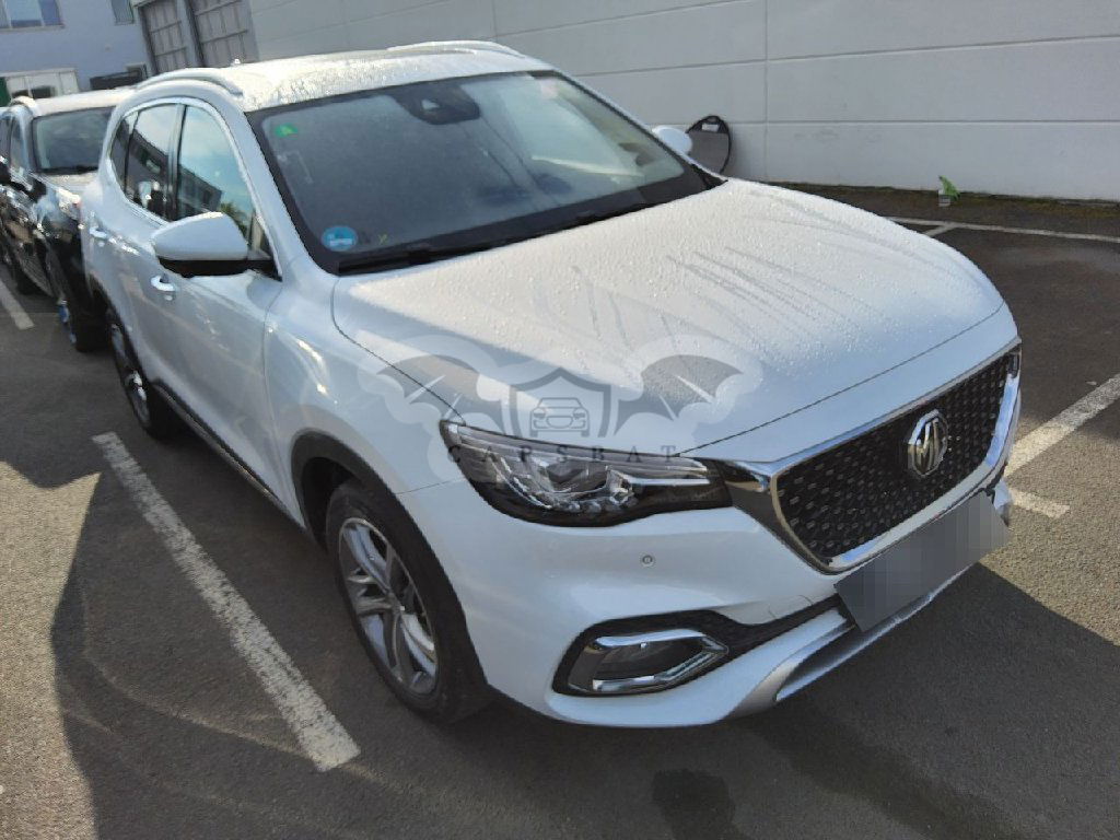 MG EHS Luxury 2022