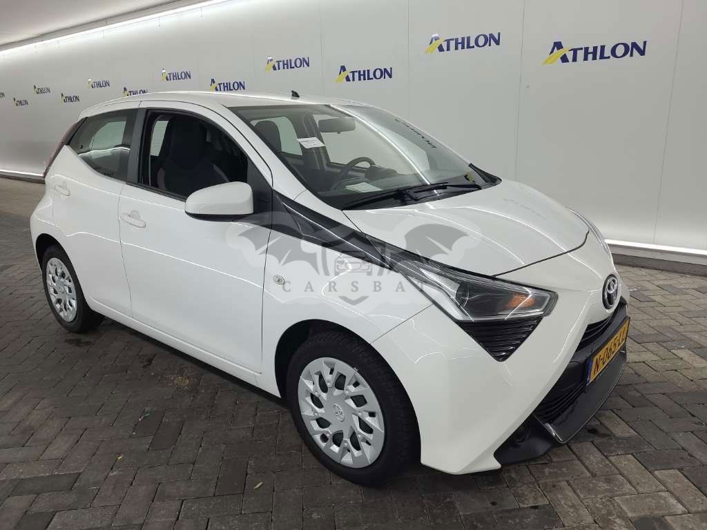 Toyota Aygo 1.0 VVT-i X-Play 2021