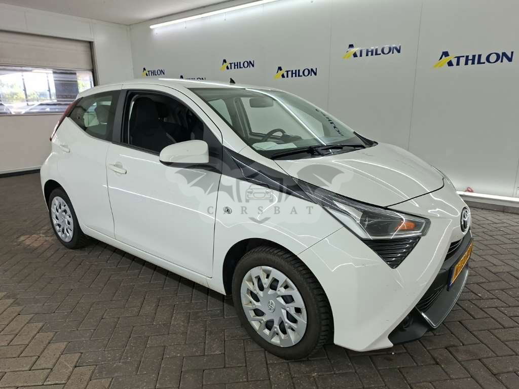 Toyota Aygo 1.0 VVT-i X-Play 2021