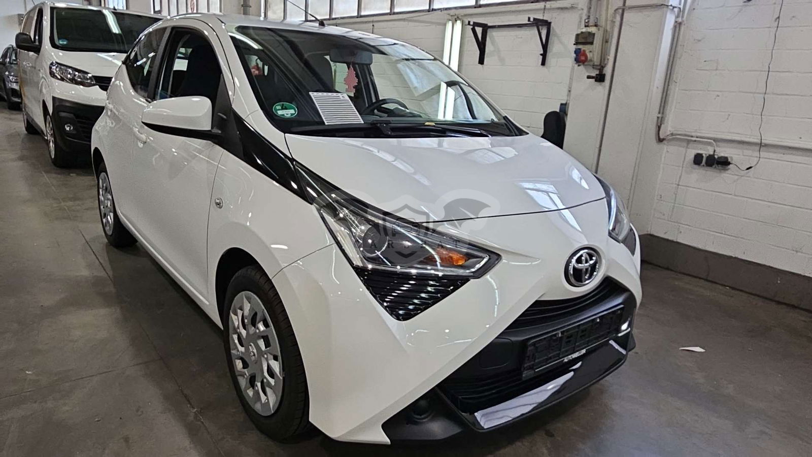 Toyota Aygo 1.0 VVT-i X-Play 2021